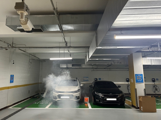 AI CCTV로 전기차 화재를 실시간 감지하는 모습. KT텔레캅 제공